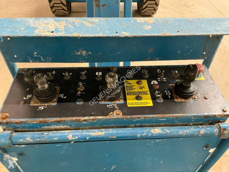 Plataforma Genie 51/30