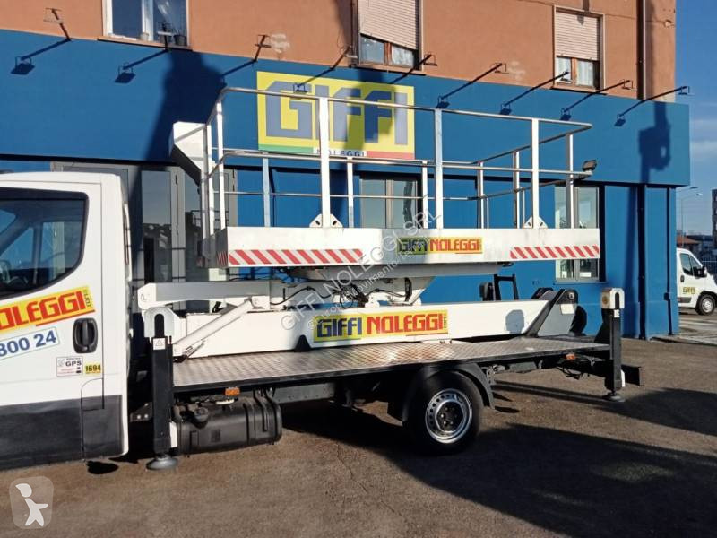 Plataforma elevadora Comet SOLAR 11