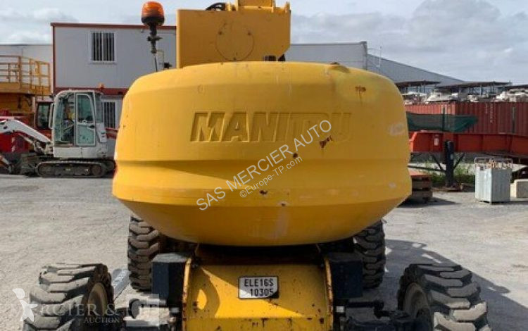 منصة تلسكوبية Manitou nacelle automotrice a...
