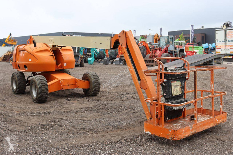Plataforma elevadora JLG