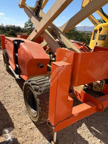Вишка JLG