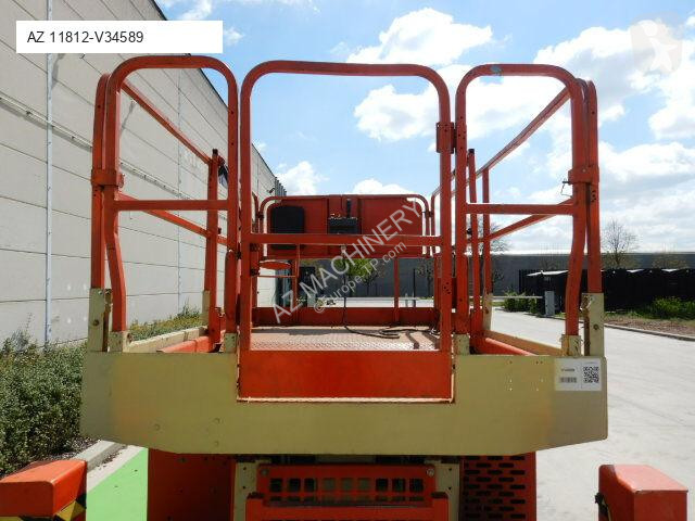 Piattaforma aerea JLG