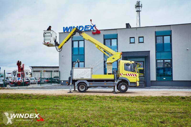 Lift Versalift VT-51-NF