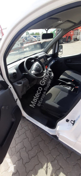 Véhicule utilitaire Nissan K20 / NISSAN NV200