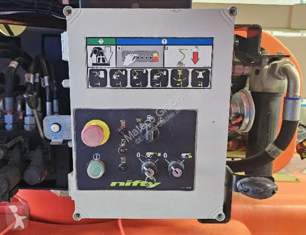Nacelle Niftylift HR28 HYBRID 4X4