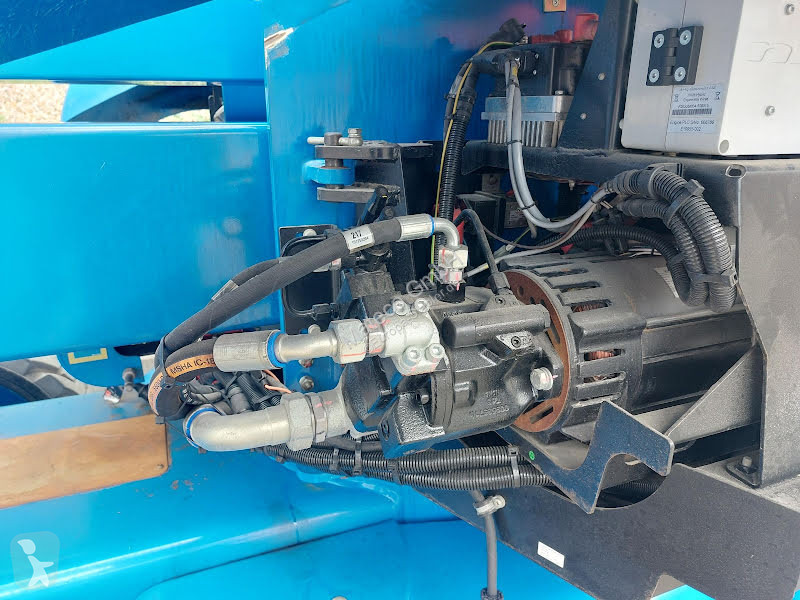 Nacelle Niftylift HR28 HYBRID 4X4