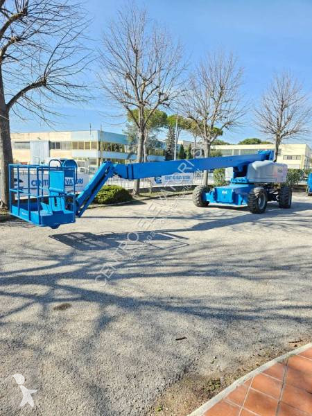 Piattaforma aerea Genie S85 4 WD