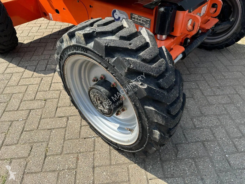 Nacelle JLG Hoogwerker Knikarmhoogwerker