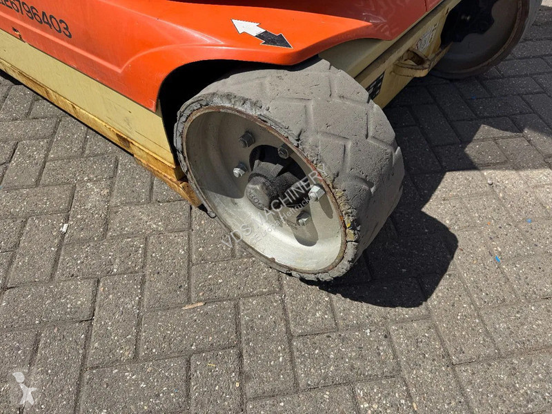 Hoogwerker JLG 12E Plus Hoogwerker Masthoogwerker