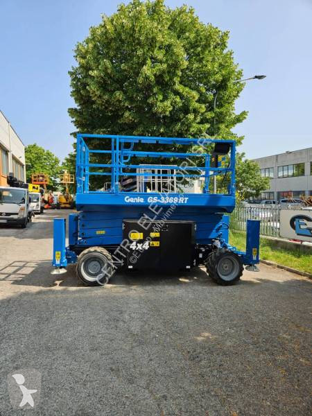 Piattaforma aerea Genie GS 3369 RT