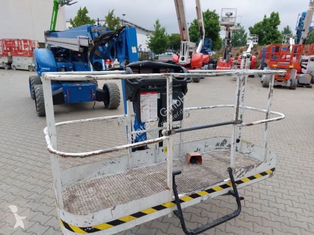 Nacelle Niftylift HR28 HYBRID 4X4