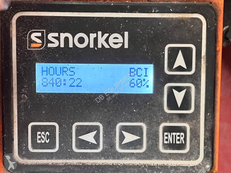 منصة تلسكوبية Snorkel  S3215E NACELLE CISEAUX...