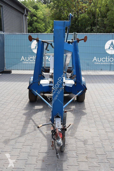 Nacela UpRight TL33
