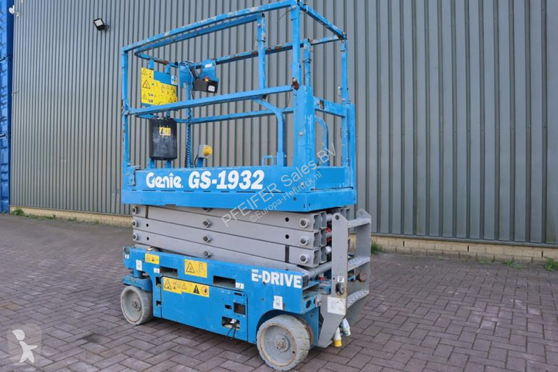 منصة تلسكوبية Genie E-Drive Several In Stock,...