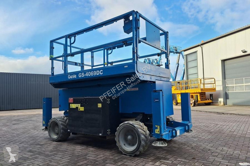 Gondola Genie Electric, 14m Working Height,...