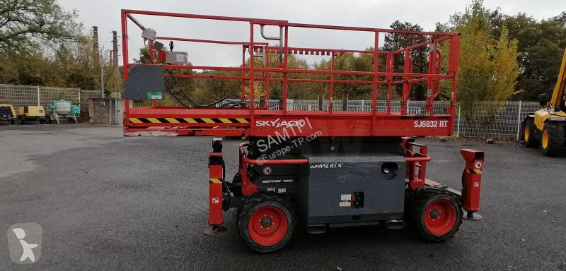 Автовышка Skyjack  SJ 6832 RT