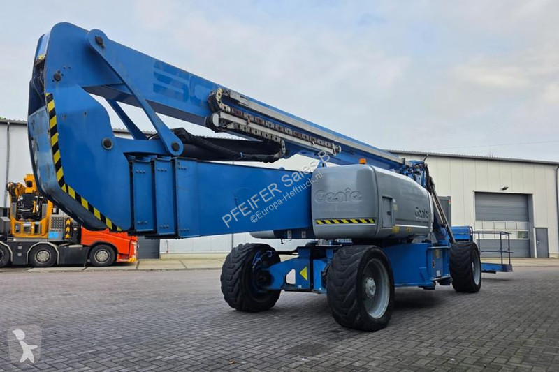 منصة تلسكوبية Genie ZX135/70 Diesel, 4x4x4...