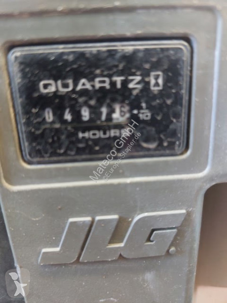 منصة تلسكوبية JLG