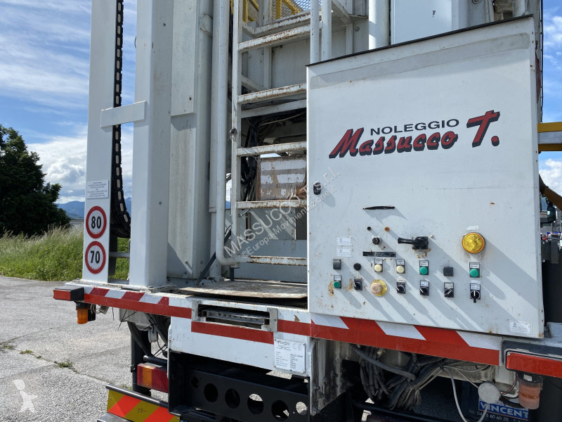 منصة تلسكوبية Iveco STRALIS 310