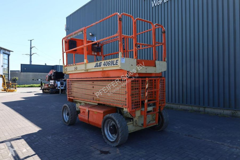 منصة تلسكوبية JLG Electric, 14.2m Working...