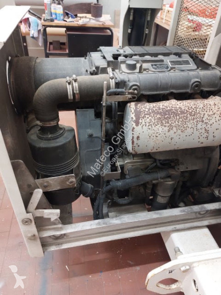 منصة تلسكوبية Genie GS4390