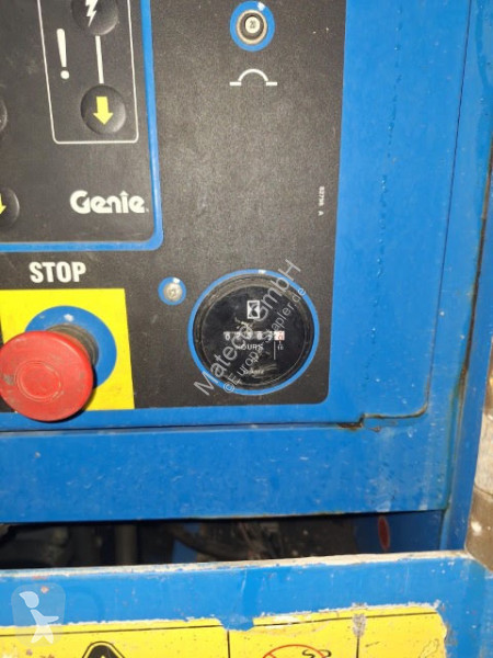 منصة تلسكوبية Genie GS4390