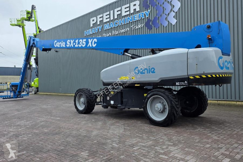 Vysokozdvižná plošina Genie SX135XC Diesel, 43m...
