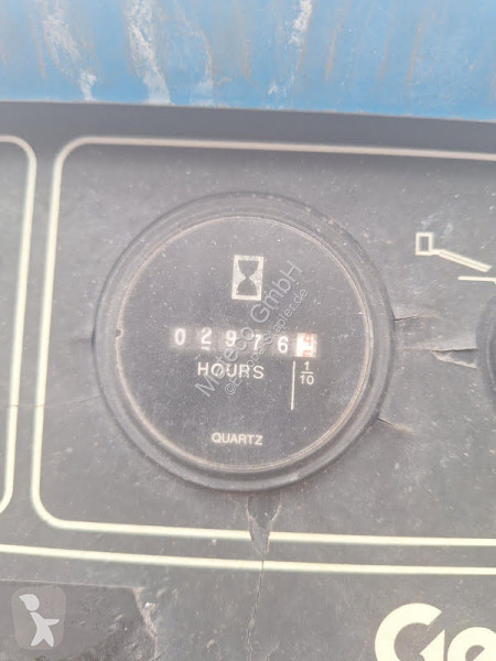 منصة تلسكوبية Genie Z45/25J