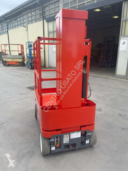 منصة تلسكوبية Skyjack SJ16