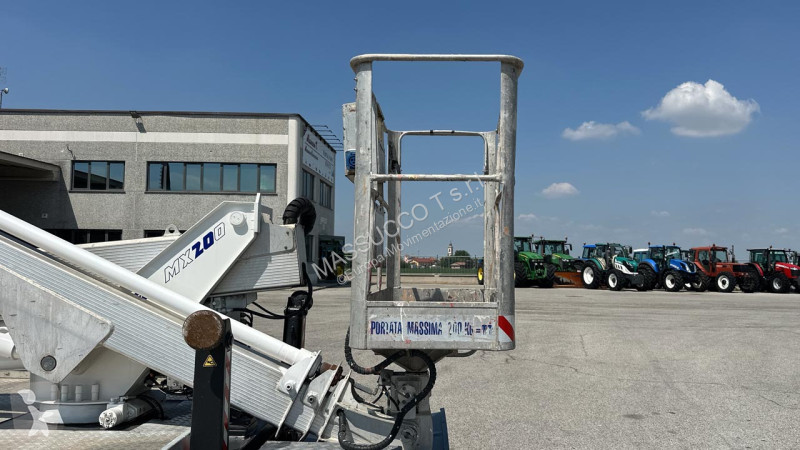 Lift Nissan 35.11 Multitel MX200