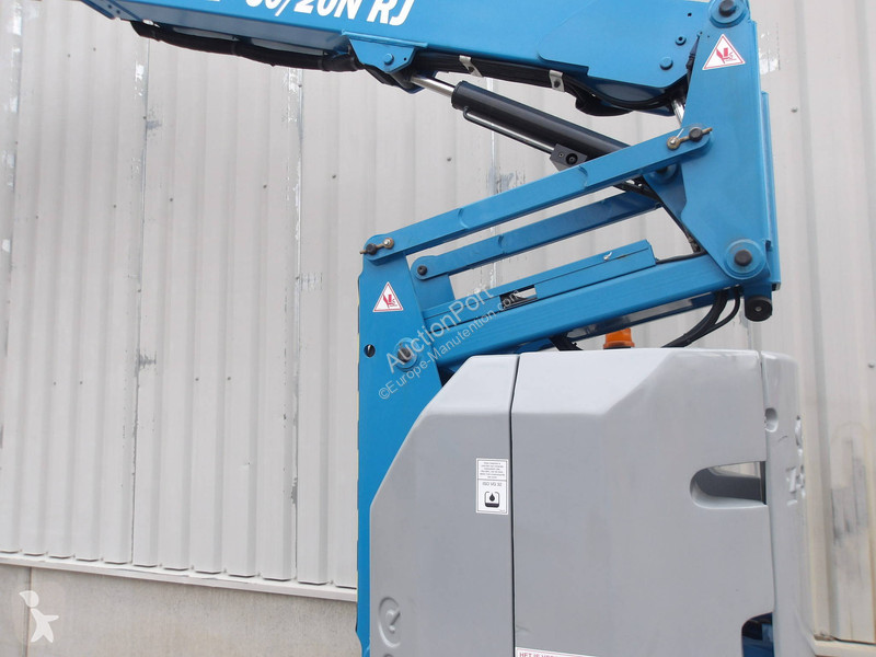 منصة تلسكوبية Genie Z30/20N
