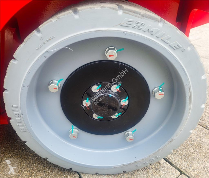 Plataforma elevadora Magni ES 1412AC+