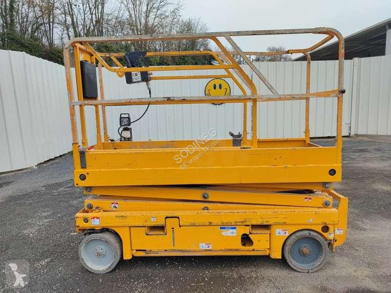 منصة تلسكوبية Haulotte  CISEAUX COMPACT 8