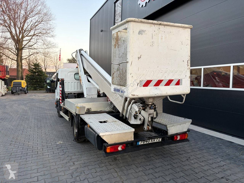 Nacela Nissan 35.11