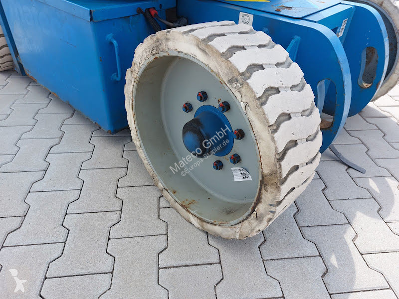منصة تلسكوبية Genie Z30/20N