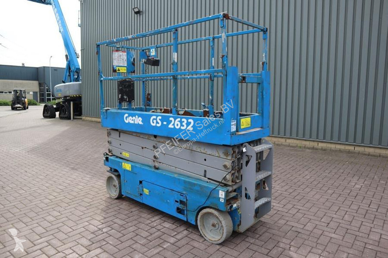 منصة تلسكوبية Genie Electric, 10m Working...