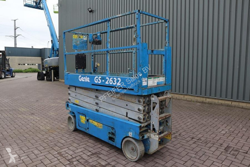 منصة تلسكوبية Genie Electric, 10m Working...