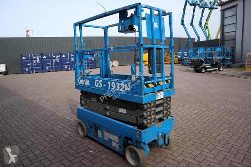 منصة تلسكوبية Genie Electric, Working Height...