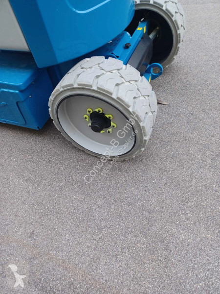 منصة تلسكوبية Niftylift HR17NE