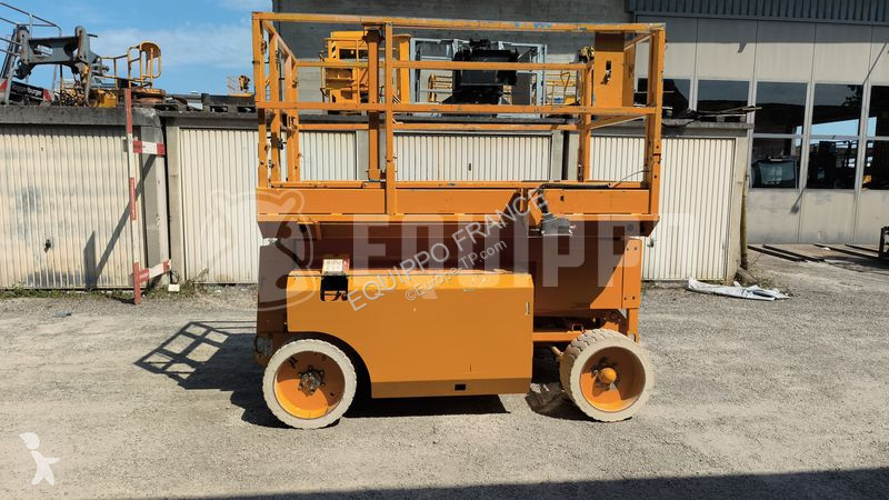Vysokozdvižná plošina Genie GS-3268 DC