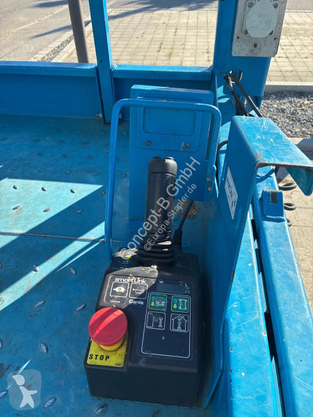 منصة تلسكوبية Genie GS 2646 E-Drive