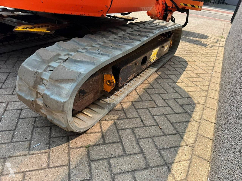 Автовышка Hitachi HX99B-2