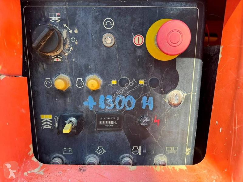 JLG  aerial platform