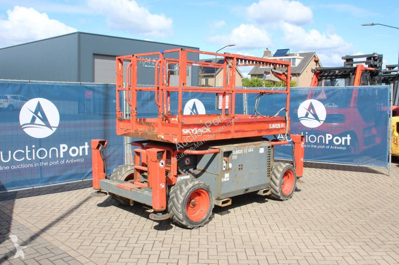 Gondola Skyjack SJ6826RT