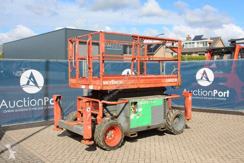 Gondola Skyjack SJ6832RT