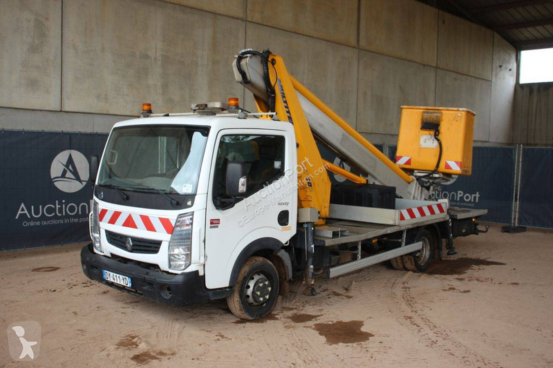 Gondola Renault 120 DXI