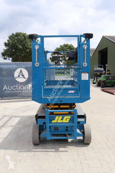 Plataforma elevadora JLG 2046-E