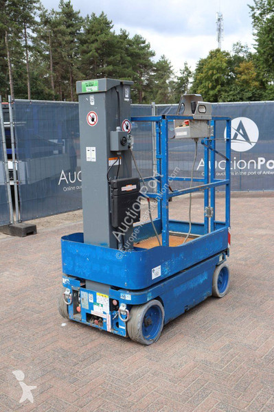Plataforma elevadora Skyjack SJ12
