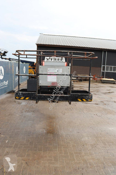 Plataforma elevadora Aichi SP18A