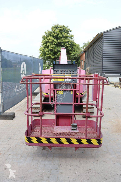 Plataforma elevadora Isuzu NUL090-2